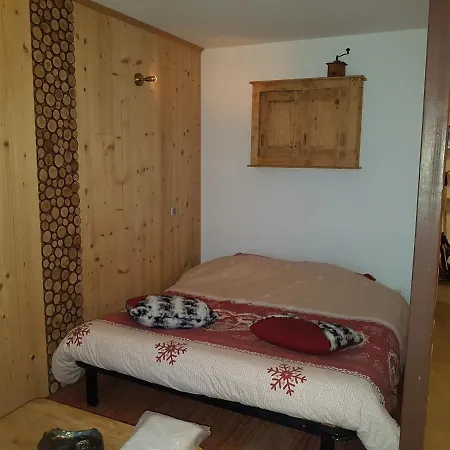 Апартаменты 3 Vallees Mina *
