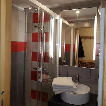 3 Vallees Mina Апартаменты *